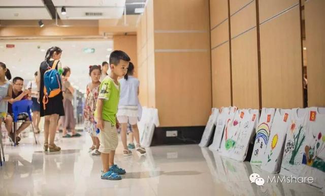 想象无限，创意T恤被宝贝儿们画成了“春田花花”