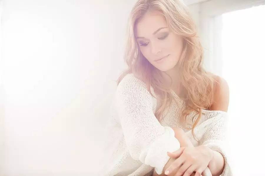 产后恶露2周干净正常吗,产后两周恶露干净正常吗