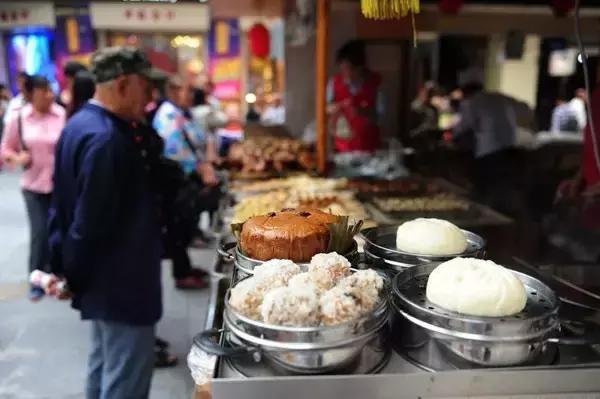 国庆来重庆从你的全世界路过,国庆来了完整视频