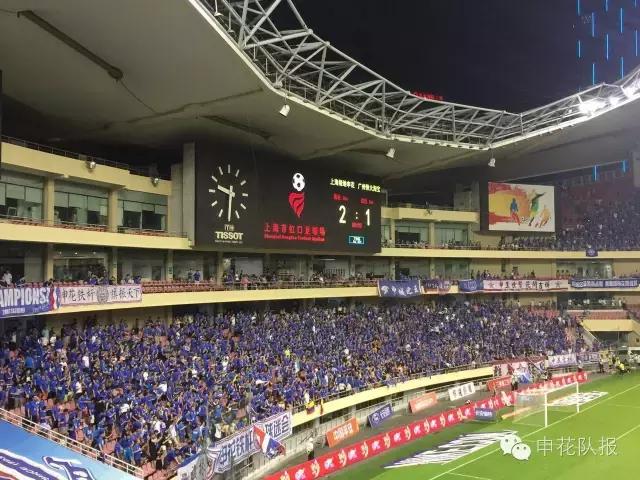 魔都足球场,魔都虹口足球场最美地铁口