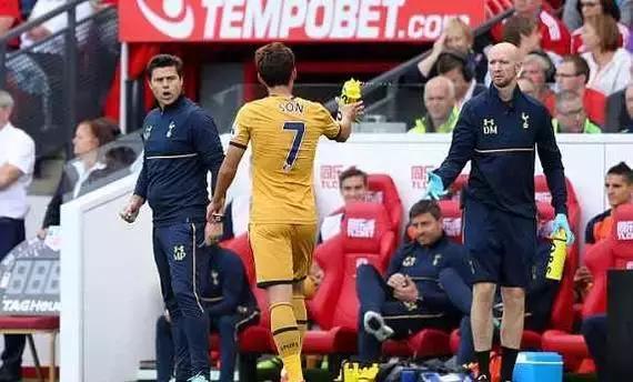 在英伦,在英伦展示天赋