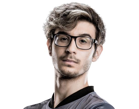 s6夏季总决赛rngvsedg第五场,s6小组赛edg生死局视频