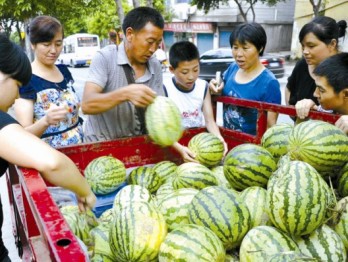 摆地摊月入2万的真实经历,摆地摊经验与摆地摊技巧沟通