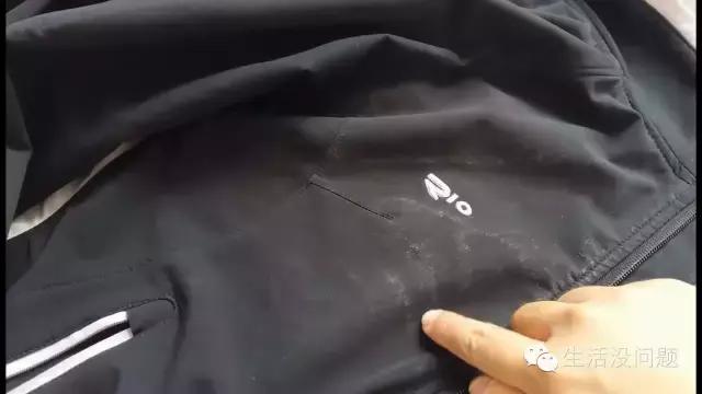 瓶盖内垫胶粘不紧怎么处理,塑料瓶盖滑丝拧不开小妙招