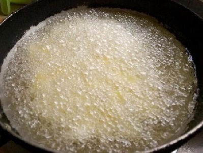 农村油锅,农村下油锅