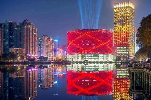 武汉十大漂亮女神,武汉最漂亮的十个女人