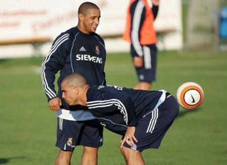 国足那么臭，还不如看看这些球场上的活宝呢！（爆笑）