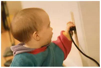 宝宝意外摔伤了怎么办呢,宝宝意外受伤了