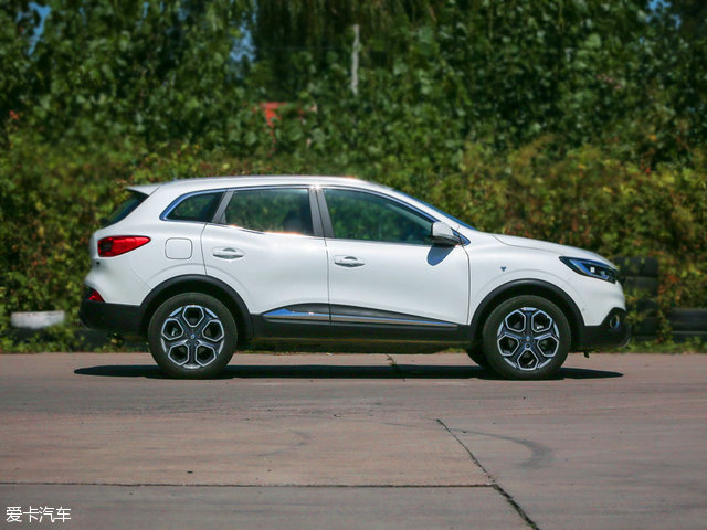 不看颜值只看性能的手机,2016款雷诺科雷嘉雾灯型号