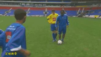 马修斯足球过人,足球马修斯假动作