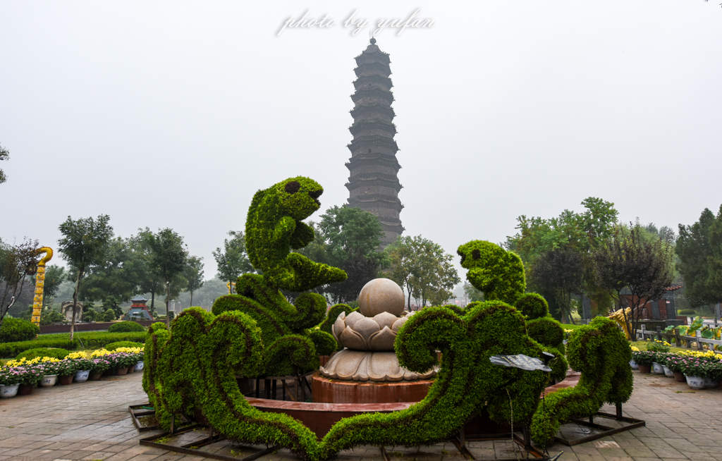 埃菲尔铁塔才区区百年，开封铁塔已矗立千年