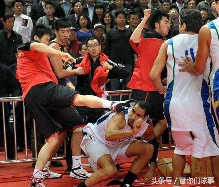 篮球运动员和足球运动员谁更快,足球和篮球运动员哪个更容易受伤