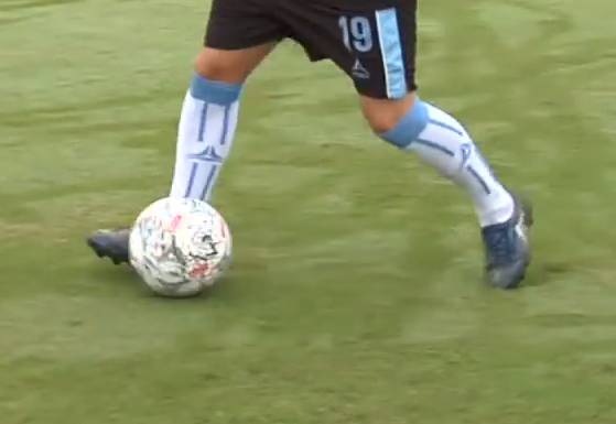 马修斯足球过人,足球马修斯假动作
