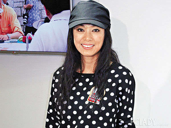 最美殷素素48岁没赘肉,最美殷素素米雪