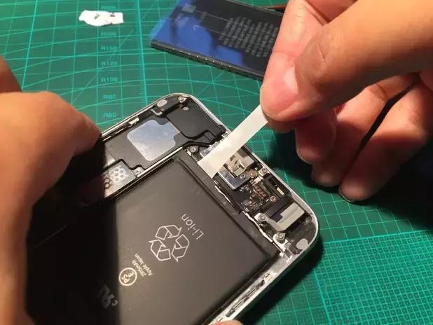 给iphone6sp换8000毫安电池,苹果6plus还有换电池的必要吗