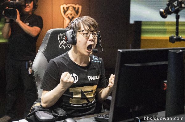 s6总决赛第一场ssg,s6rng总决赛几强