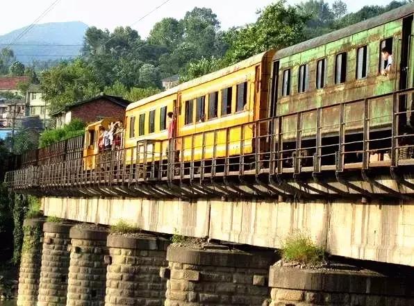 如果你来广元，我才不带你去剑门关嘞！