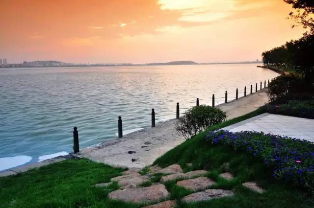 武汉十大漂亮女神,武汉最漂亮的十个女人