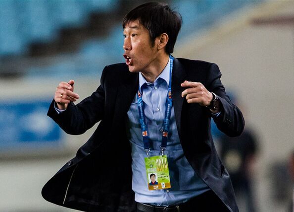 圣朱雀体育场完整视频,圣朱雀是专业足球场吗