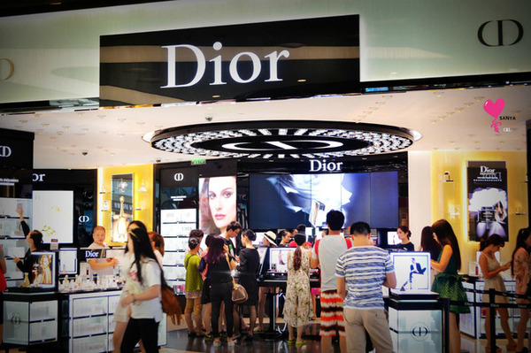 带着婚纱旅行攻略,带着婚纱去旅行拍照