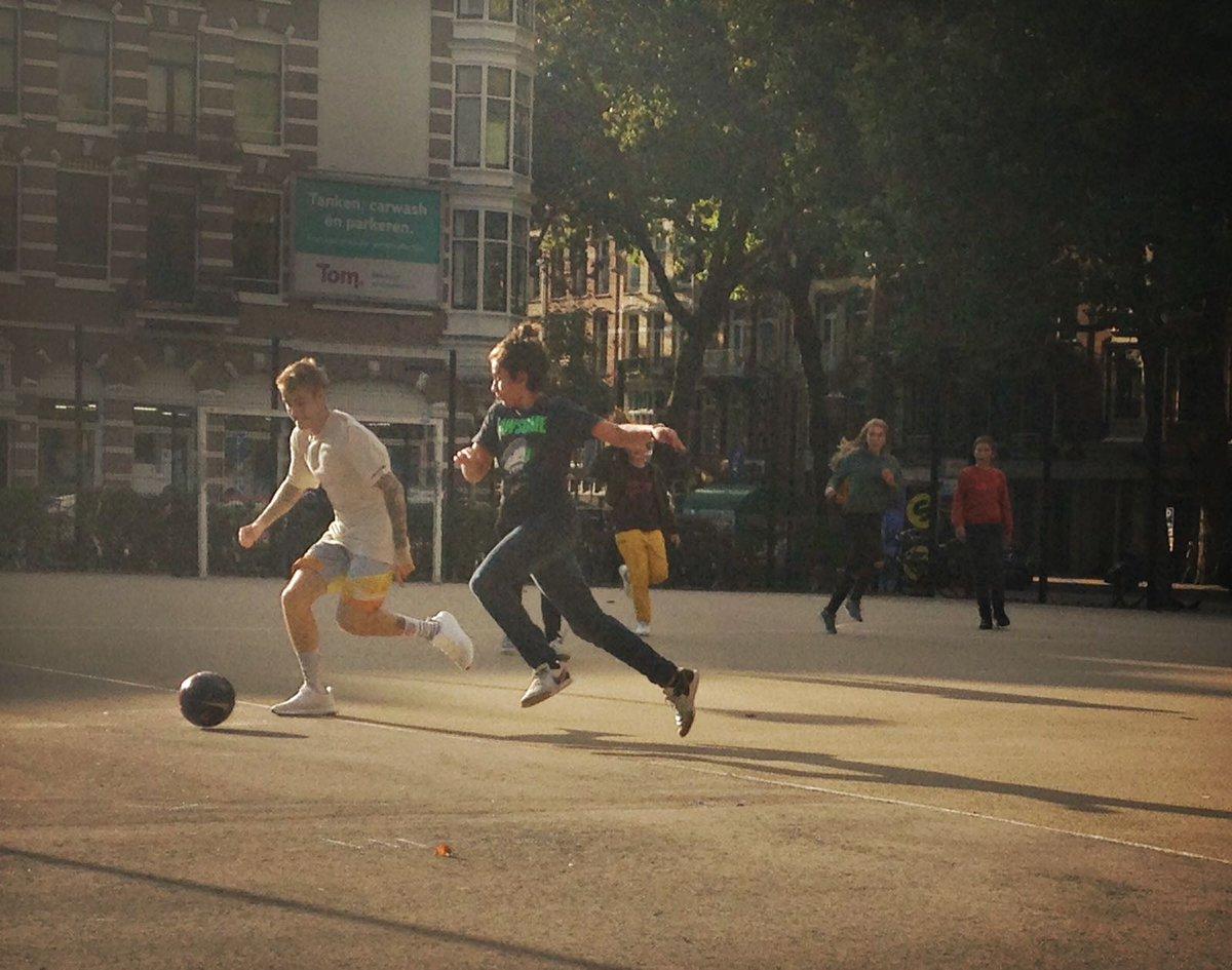 小贾斯汀登舞台,小贾斯汀年轻