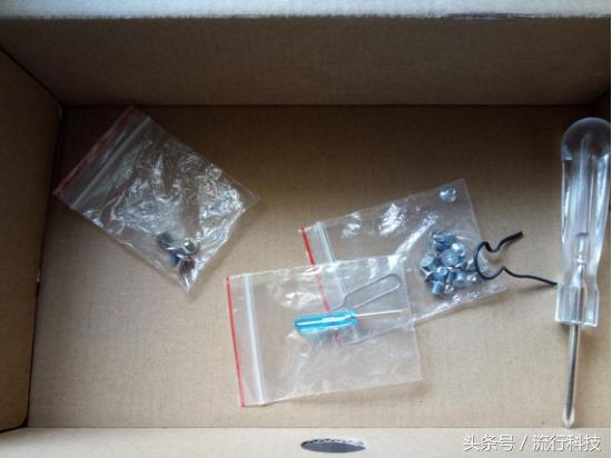 铁威马双盘位磁盘阵列设置,磁盘阵列柜评测铁威马