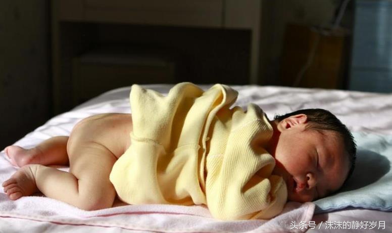 宝宝晒太阳正确方法护眼,宝宝晒太阳的正确时间和方法秋冬