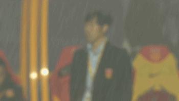 球迷高喊哈姆下课原声,球迷高喊下课