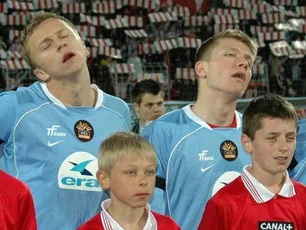 国足那么臭，还不如看看这些球场上的活宝呢！（爆笑）