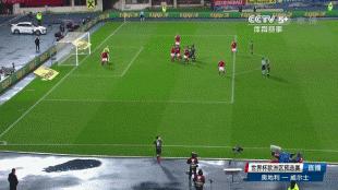 足球精彩突破集锦gif,足球牛逼过人技巧50大集锦