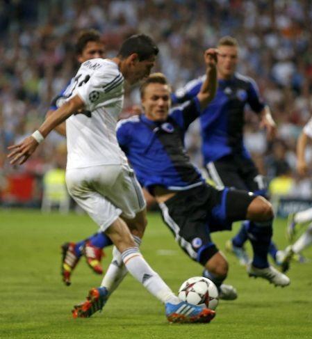 足坛十大黄金左脚盘点,小易体育资讯