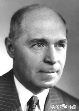 免疫细胞治疗癌症获诺贝尔奖,质子放疗治癌细胞