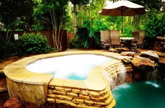 甘肃夏季适合泡天然温泉的地方,甘肃十大温泉景点介绍