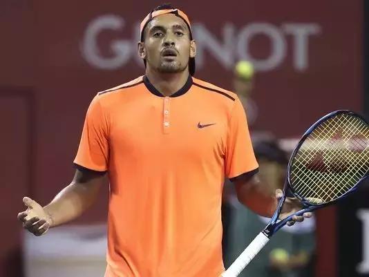 克耶高斯脾气,克耶高斯素质