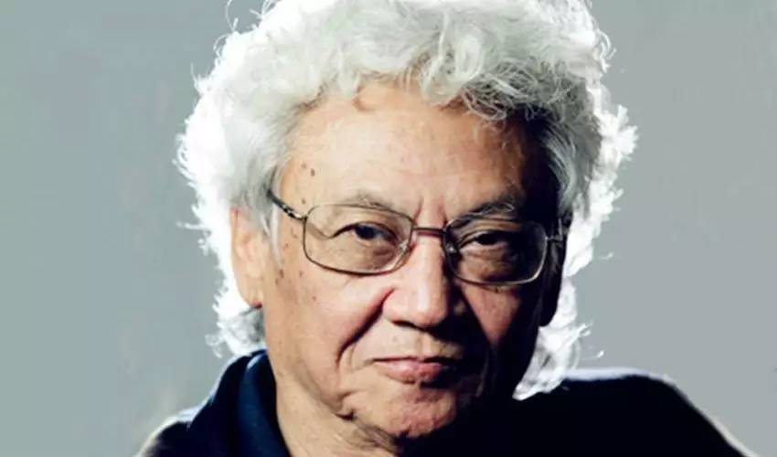 早餐：*五常张**认为不应将国外制度照搬到国内