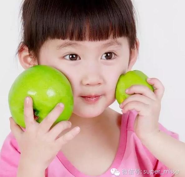 萌过小芈月！3岁倾城5岁倾国的美萝莉盘点