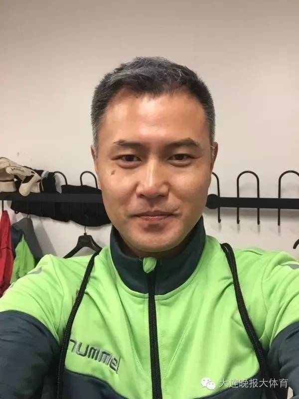 郭辉大连教练视频,郭辉现在在哪当教练