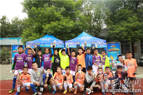 果倍爽2016年武汉市校园足球精英赛第六轮开赛