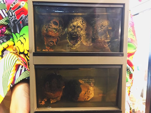 为什么很多人喜欢丧尸片,为什么丧尸会让人感到恐惧