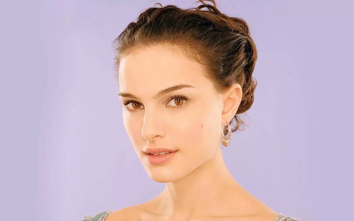 90后10个好莱坞明星,好莱坞十大最具潜力00后艺人