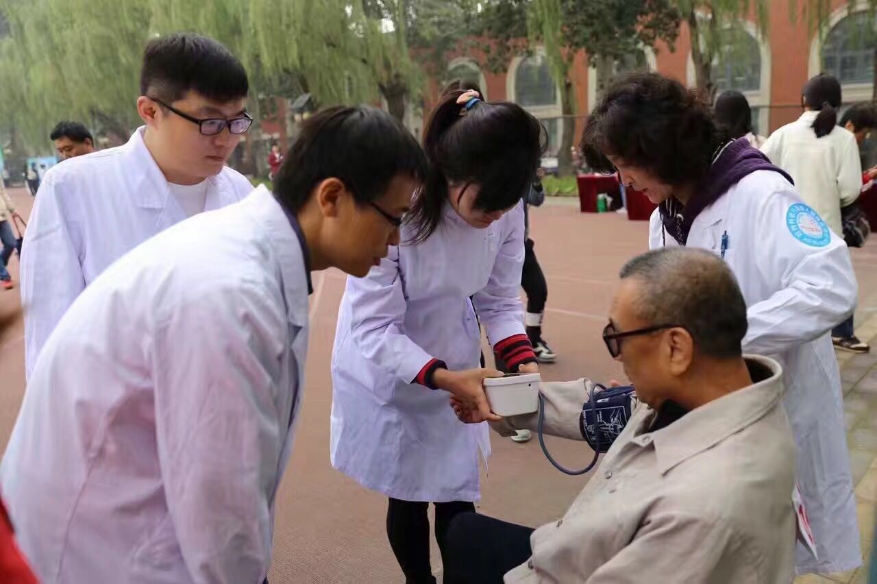 我是你的眼公益微电影,我是你的眼放射科翻唱