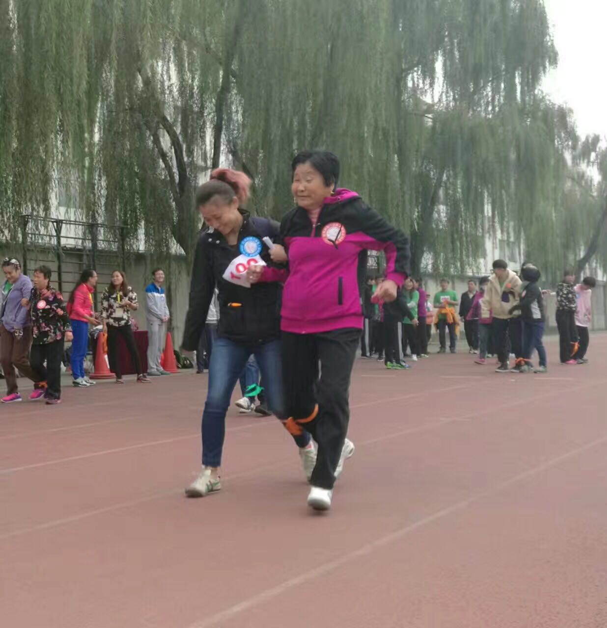 我是你的眼公益微电影,我是你的眼放射科翻唱