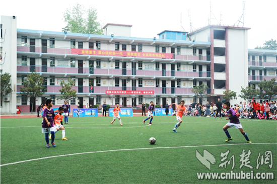 果倍爽2016年武汉市校园足球精英赛第六轮开赛