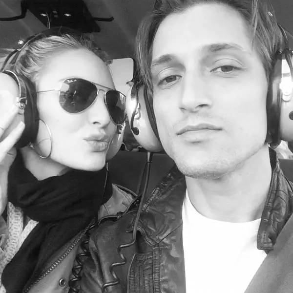 上帝の光｜穿衣服对她是种浪费，生的孩子叫腰精的后裔