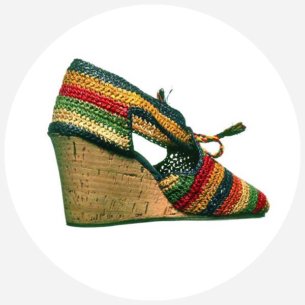 励志大戏｜有个穷人家的孩子，辍学做鞋匠创建了时尚王国