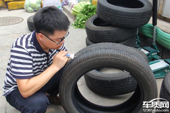 普利司通轮胎出现裂纹图片,普利司通动力侠龟裂解决了吗
