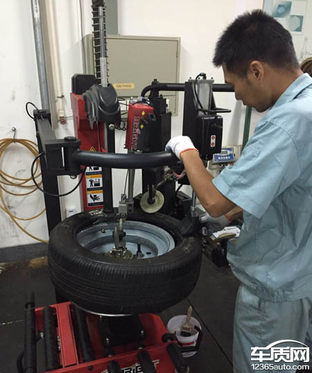 普利司通轮胎出现裂纹图片,普利司通动力侠龟裂解决了吗