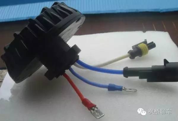 原厂卤素灯升级透镜氙气灯违法吗,原车卤素灯可以换led透镜合法吗