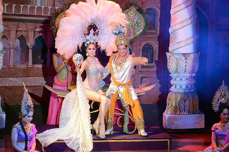 泰国国王去世是哪一年,泰国国王普密蓬去世