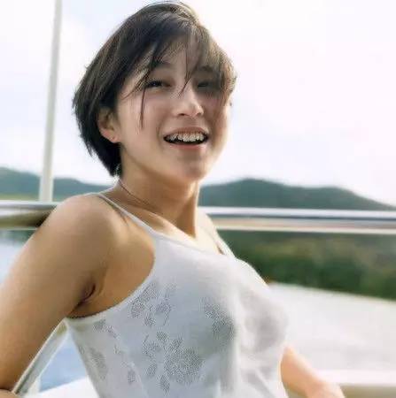 世界上最美的人的牙齿,世界上最好看的牙齿图片